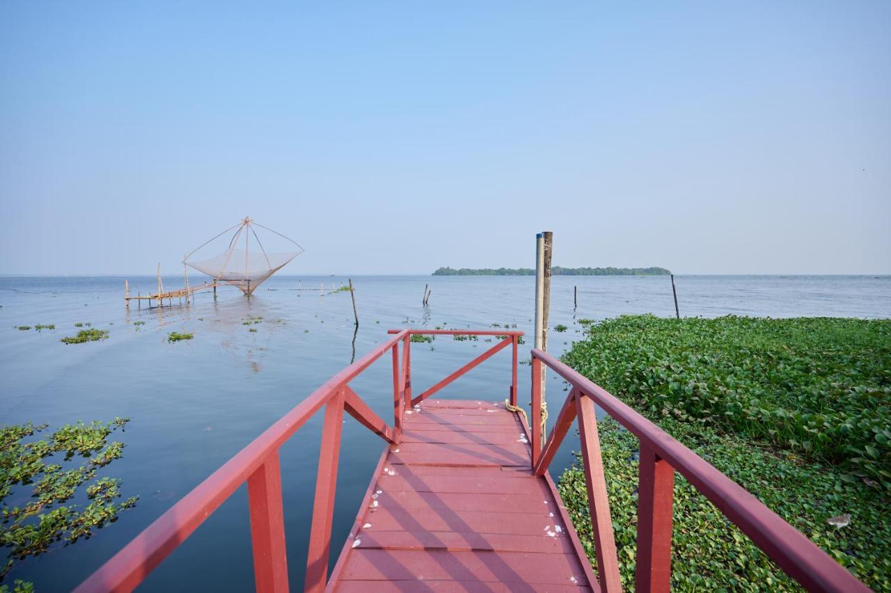 Seclude By The Lake, Alleppey Hotel Alappuzha Buitenkant foto