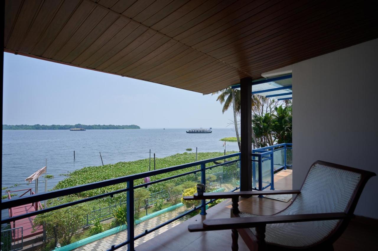 Seclude By The Lake, Alleppey Hotel Alappuzha Buitenkant foto