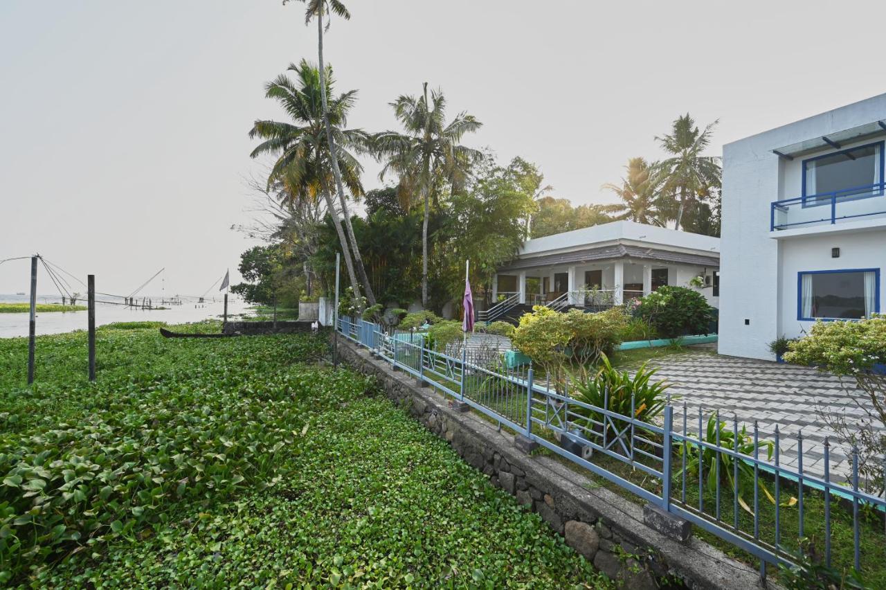 Seclude By The Lake, Alleppey Hotel Alappuzha Buitenkant foto